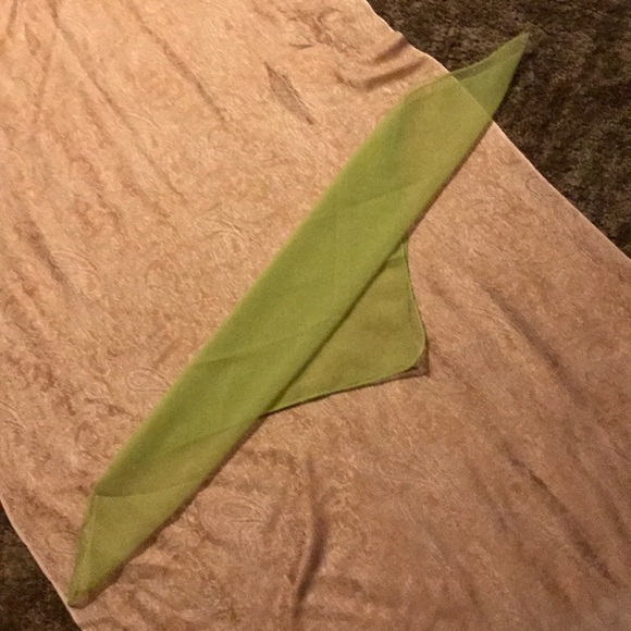 Scarfs - Picture 7 of 8